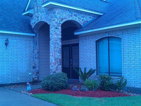 3rd image of 119 Avocado St