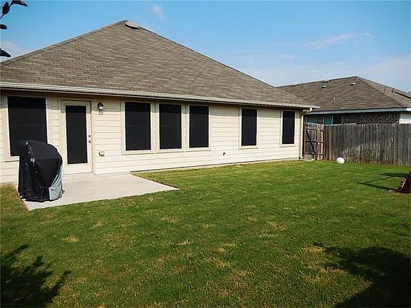 5th image of 19020 Leigh Ln