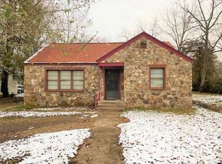 316 E 1st St, Mountain View, MO 65548