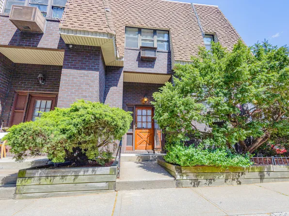 31-44 29th Street image 1 of 11