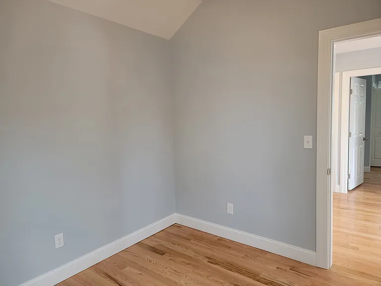 182 Sea St #4 — Photo 11