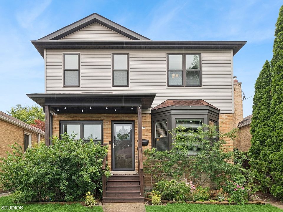 2nd image of 3109 N Oketo Ave