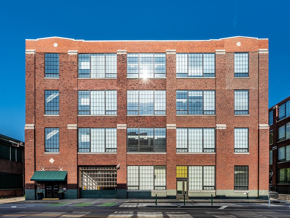 1st image of 630 N College Ave APT 303