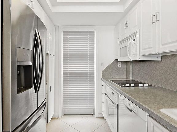 5th image of 333 NE 21st Avenue #908