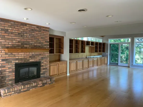 1308 Shirley St, Middleton, WI 53562