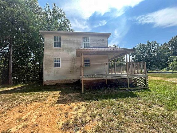 5th image of 100 Burden Hill Ln