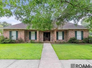 822 Woodcliff Dr, Baton Rouge, LA 70815