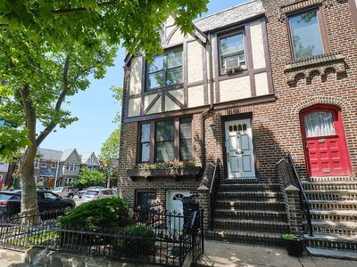 49 70th St #1, Brooklyn, NY, 11209