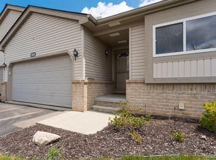 18009 Wilson St, Grand Blanc, MI 48439