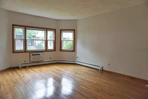 150 Brown St #1L — Photo 6