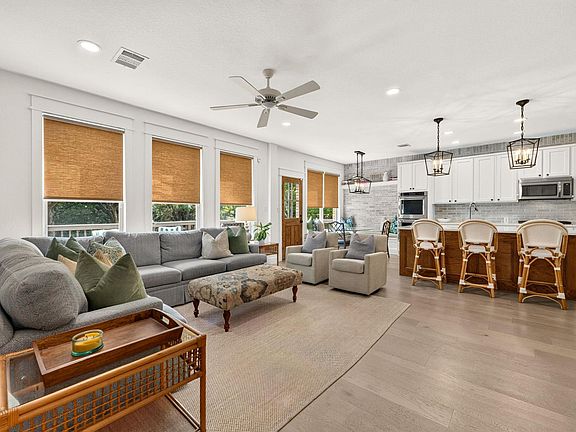 4th image of 12816 Majestic Oaks Dr