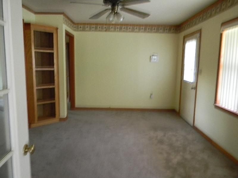 2nd image of 744 Edgewood Dr
