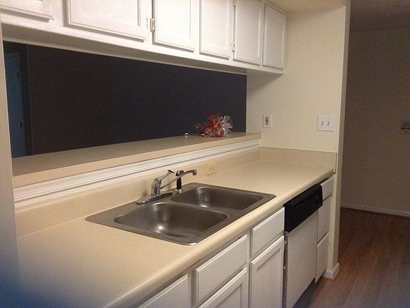2nd image of 10207 Wolfe Manor Ct Unit 902