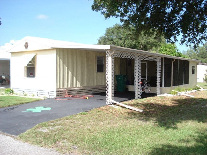 1st image of 1009 Woodside Dr