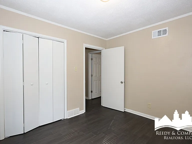 4057 Faronia Dr — Photo 12