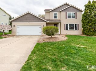 9645 Scotsmoor Dr SE, Caledonia, MI 49316