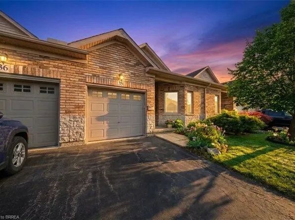10 Cobblestone Dr #35, Brant, ON N3L 4G8