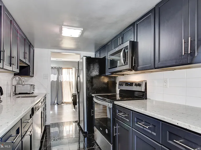 2409 Kilpatrick Pl — Photo 12