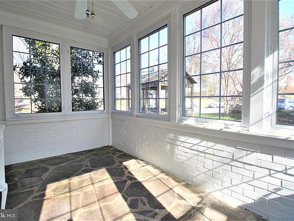 5th image of 5724 9th St N