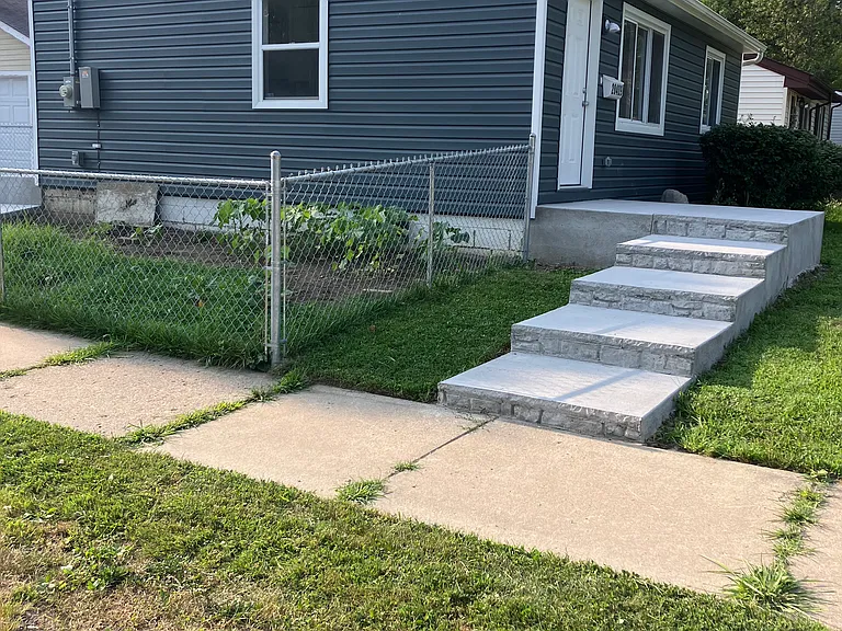28409 Marshall St — Photo 4