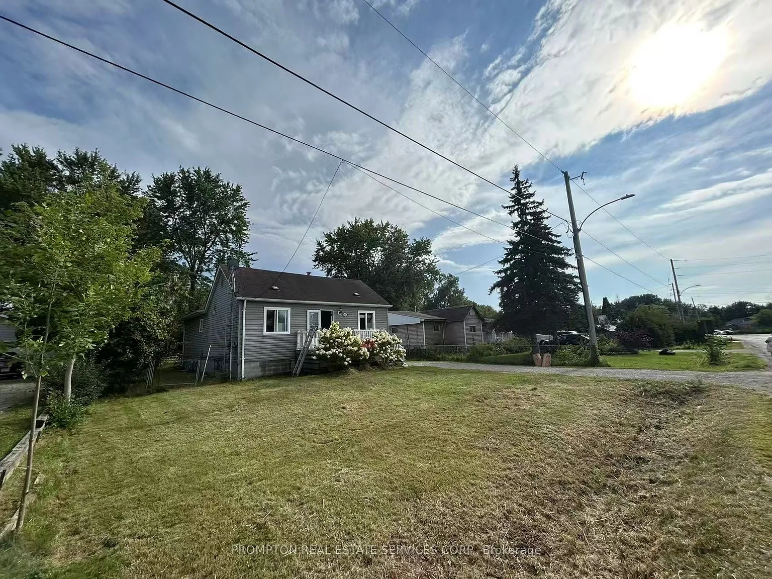 3 bed, $2,850 — Photo 1