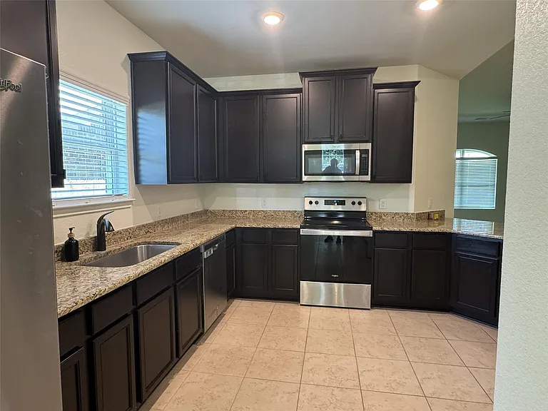 21326 Echo Manor Dr — Photo 8