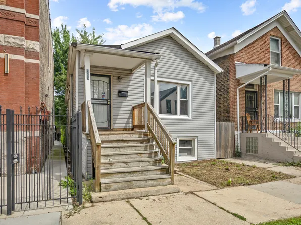 3450 W Walnut St, Chicago, IL 60624