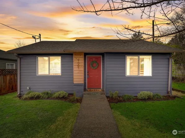 9001 11th Avenue SW, Seattle, WA 98106