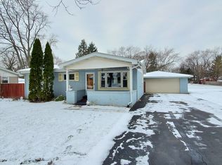 6930 Brookbank Rd, Darien, IL 60561