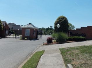 649 Appomattox Ct, Clarksville, TN 37043