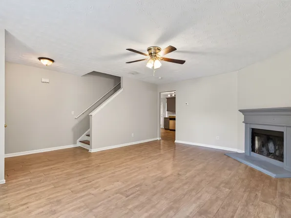 4377 Chestnut Lake Ave, Lithonia, GA 30038