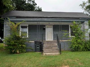 30 Washington St, Whitmire, SC 29178