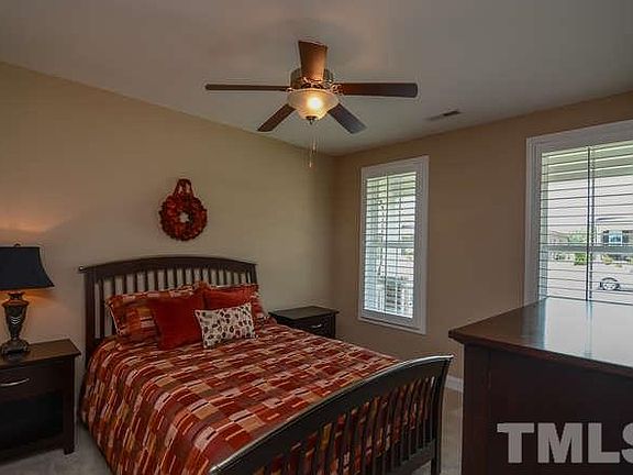 4th image of 143 Moss Creek Pl