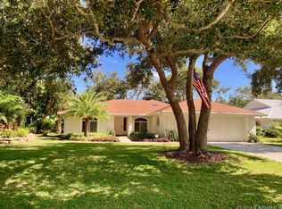 811 Evergreen St, New Smyrna Beach, FL 32169