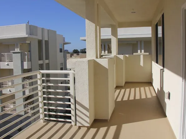 12915 Park Pl Unit 402, Hawthorne, CA 90250