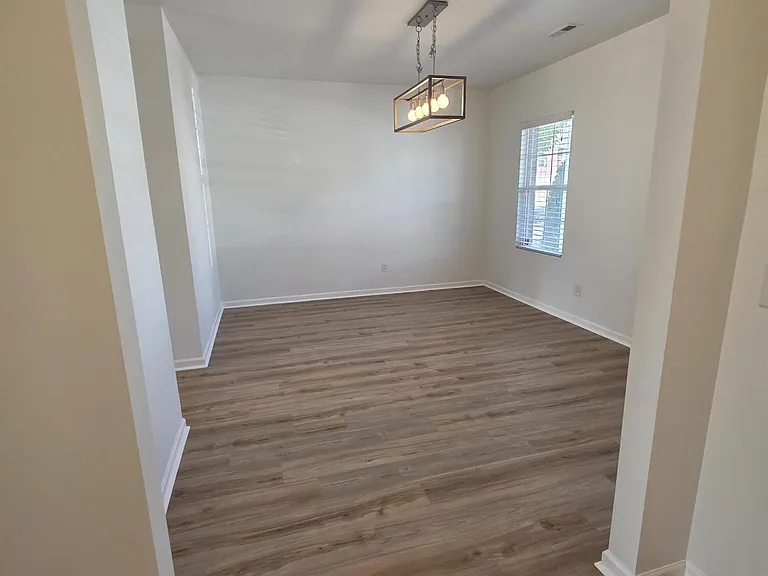 4209 Auburn Hills Dr — Photo 6