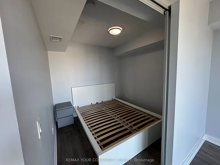 89 McGill St #2307 — Photo 8