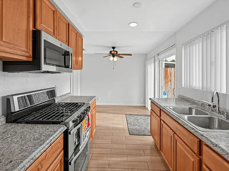 3685 Water Way — Photo 2