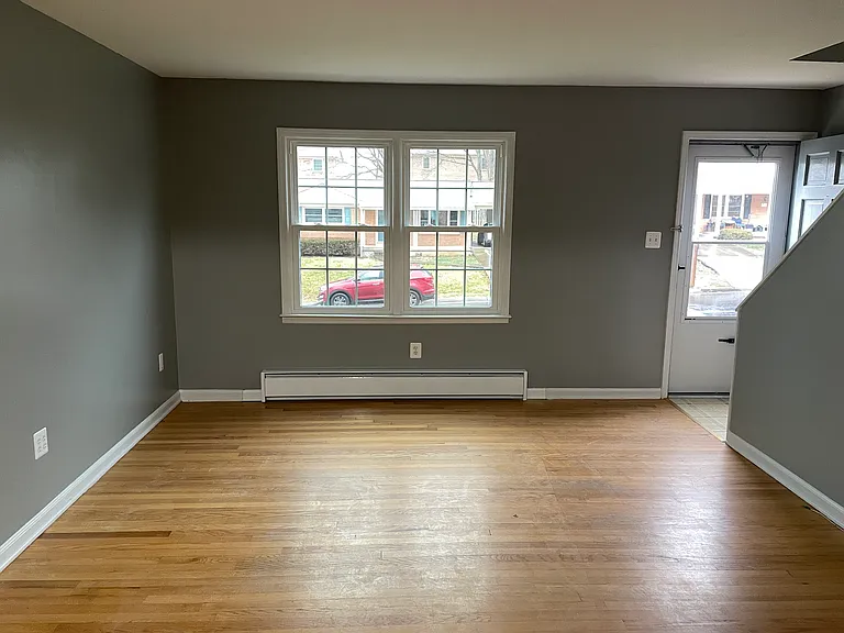 518 Viscose Ave #2 — Photo 12