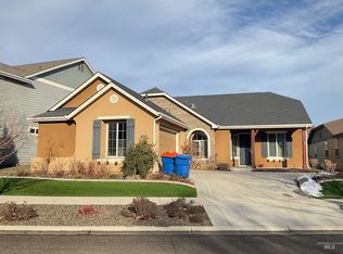 17996 N Streams Edge Way #111, Garden City, ID 83714