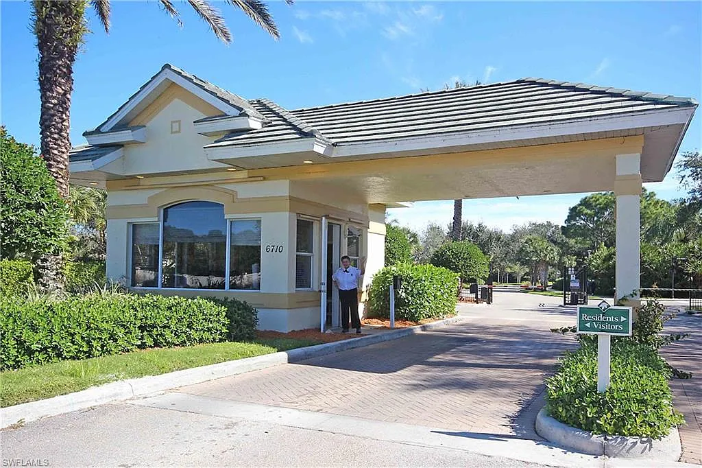 2 bed, 2.0 bath, 2322 sqft, $8,500 — Photo 3