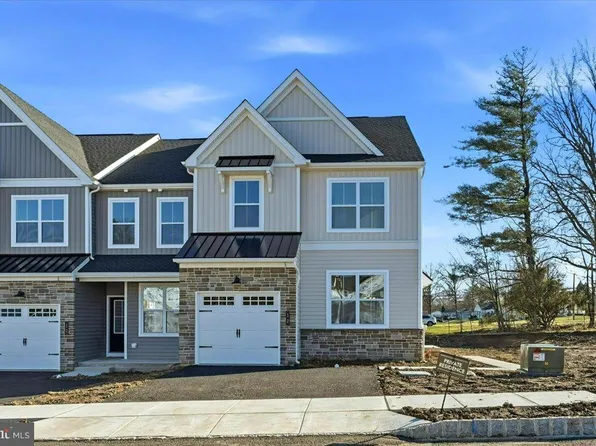 12 Baldwin Way, Sellersville, PA 18960