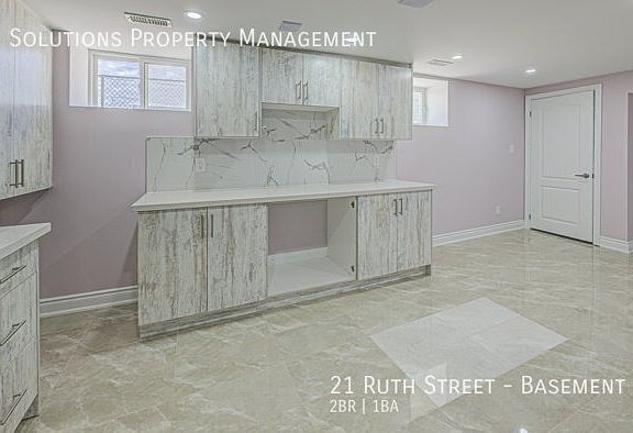 3rd image of 21 Ruth St #Basement