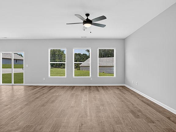 5th image of 311 Troubadour Ln