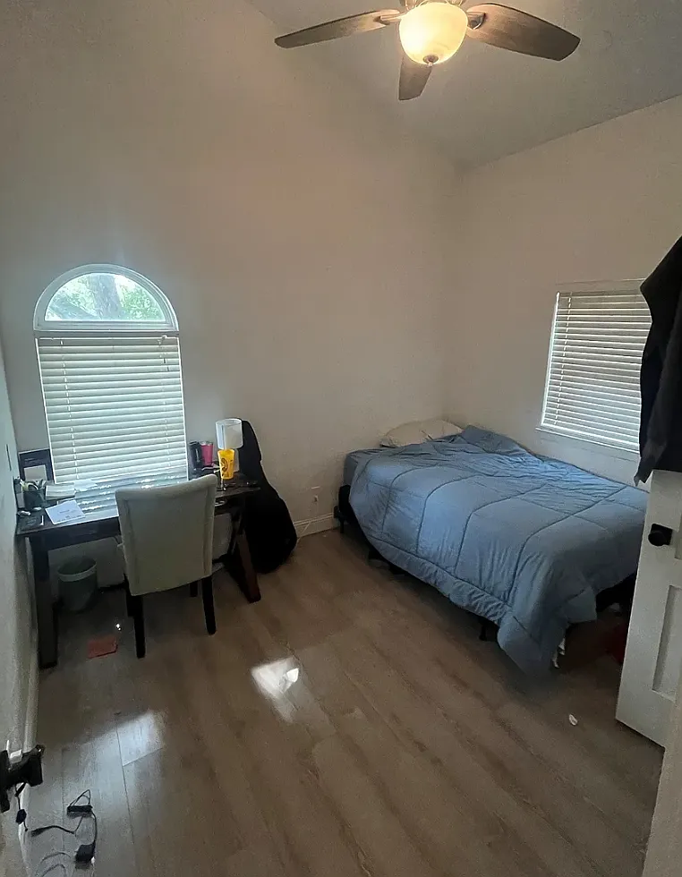3 bed, 1221 sqft, $3,200 — Photo 3
