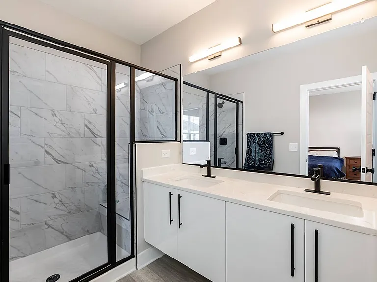 2121 Titanium Rock Rd — Photo 15