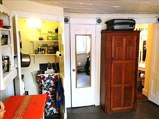 3rd image of 18 Christopher St APT 13