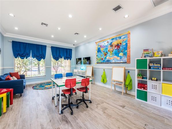 100 Bonaventure Blvd #5-303