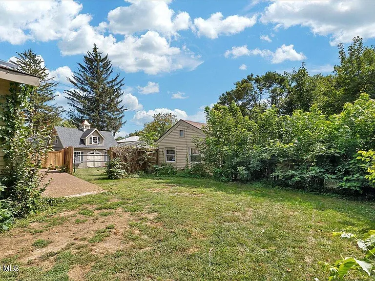 68 Marvin St — Photo 66