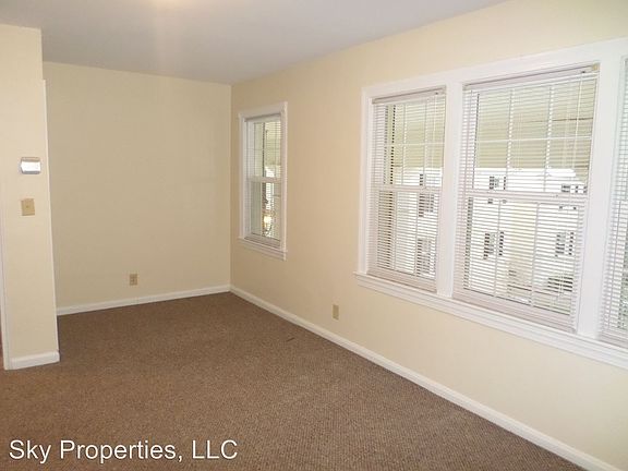 3rd image of 215 Capital Ave APT D3